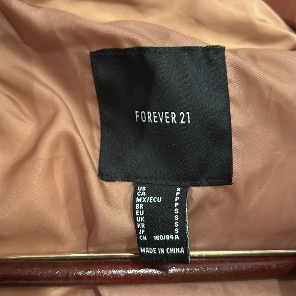 Forever 21 Tan Puffer Coat - Picture 2 of 2